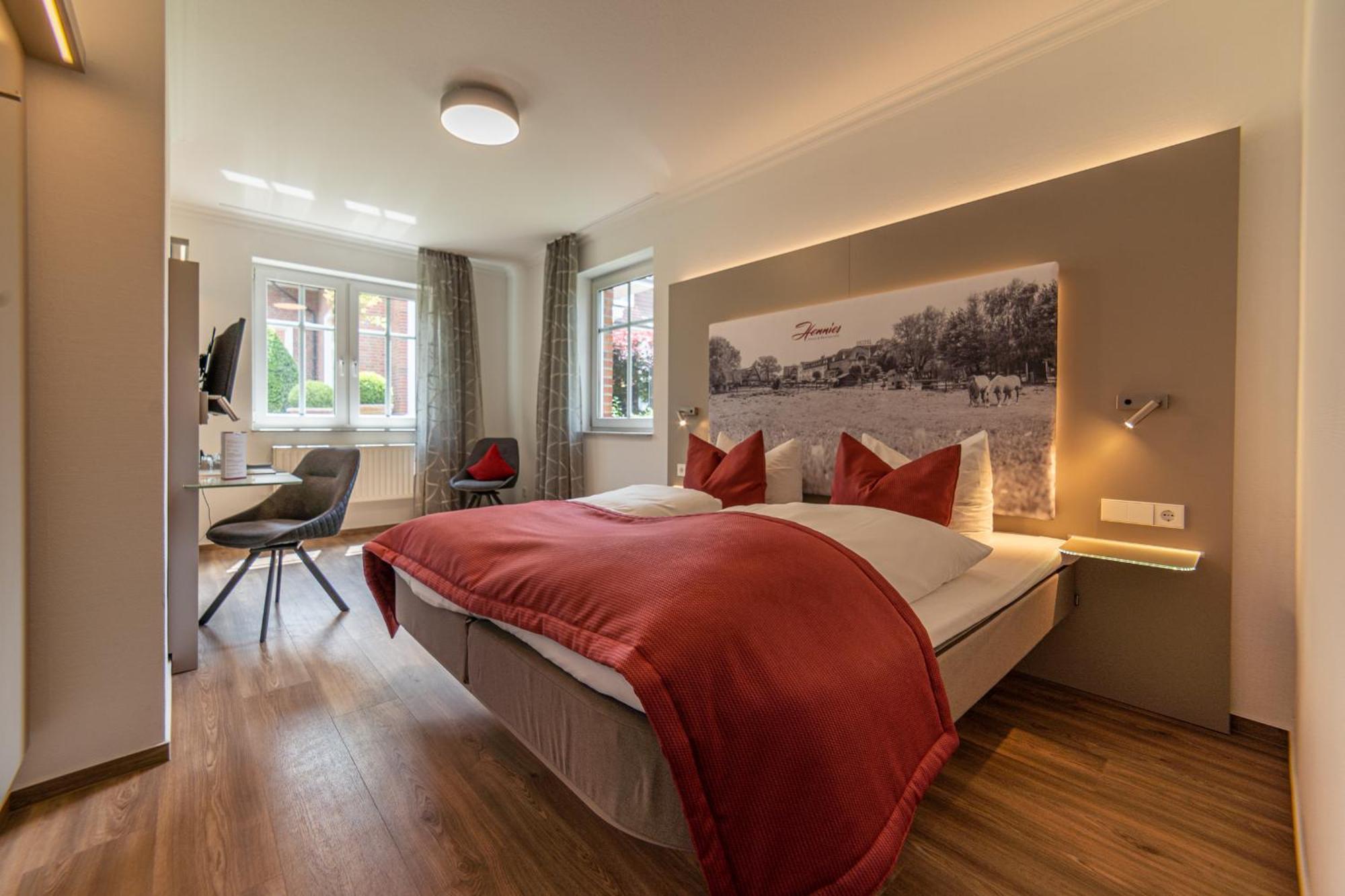 Hotel Hennies Isernhagen Ngoại thất bức ảnh